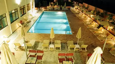 Melrose Hotel