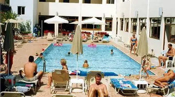 Melrose Hotel