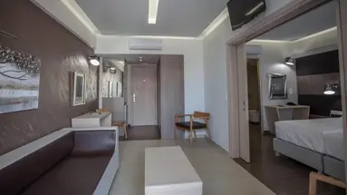 Melrose Hotel