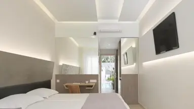 Melrose Hotel