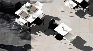 Melrose Hotel