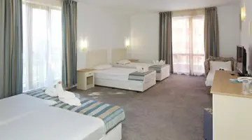 MENA PALACE