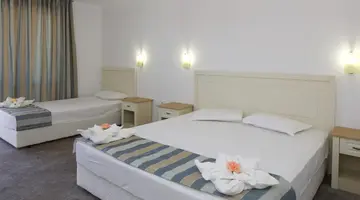 MENA PALACE