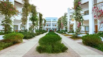 MENAVILLE RESORT
