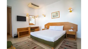 MENAVILLE RESORT
