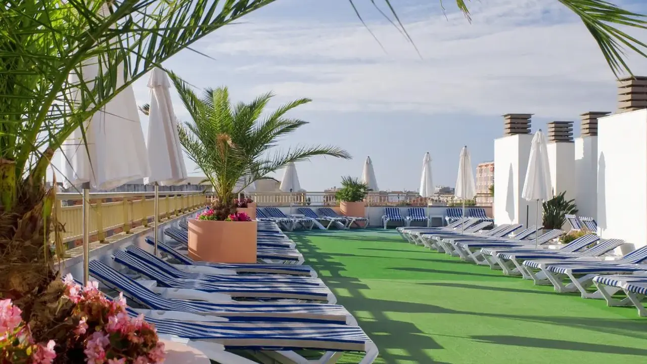 Merce Hotel