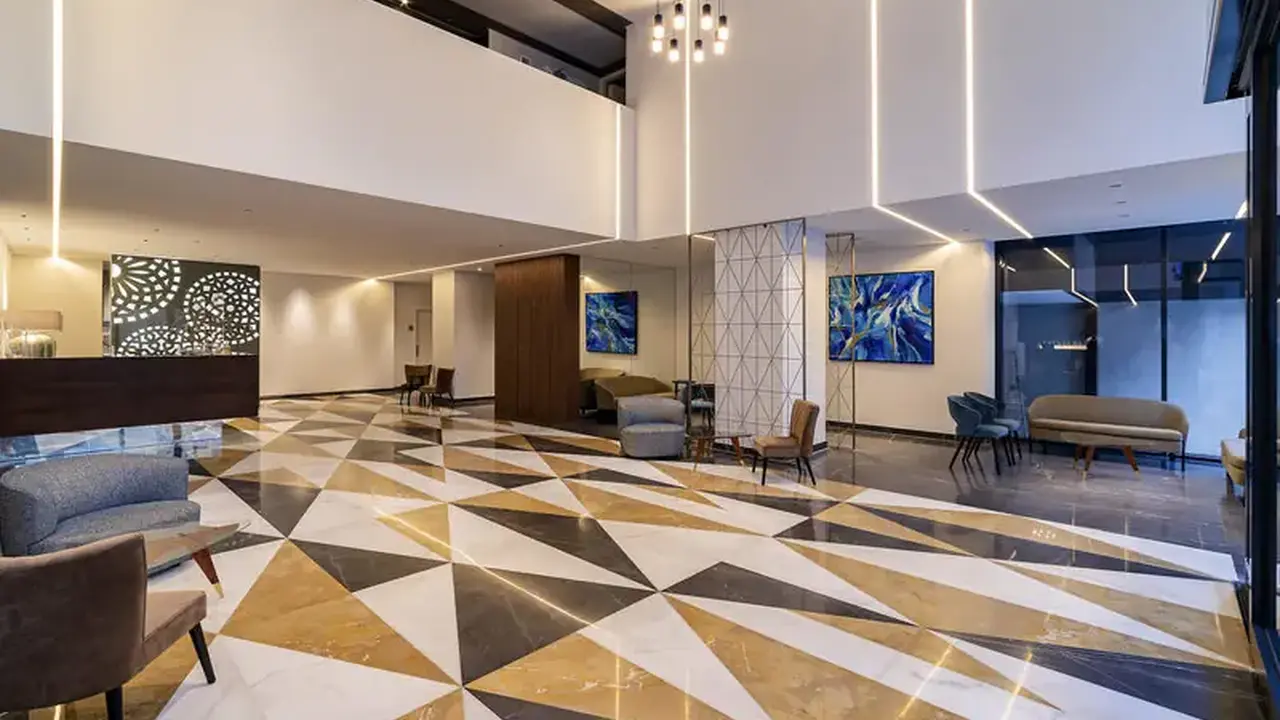 Mercure Hotel St. Julian's