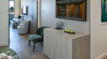 Mercure Larnaca Finikoudes Beach