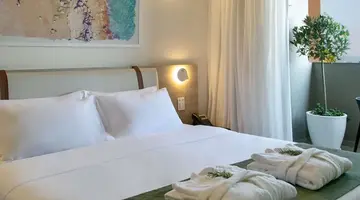 Mercure Larnaca Finikoudes Beach