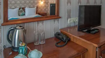 Mercury Hotel