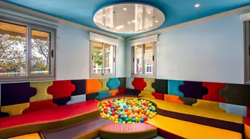 Merit Park Hotel