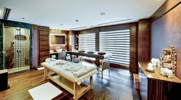 Merit Park Hotel