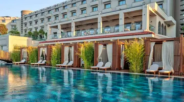 Merit Park Hotel