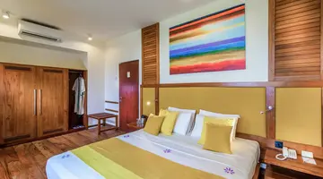 Mermaid Hotel & Club