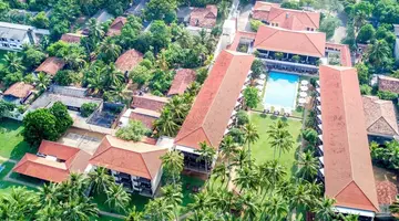 Mermaid Hotel & Club