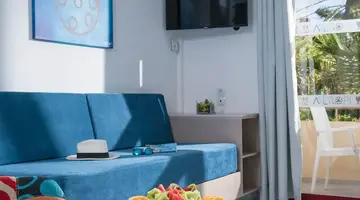 MEROPI HOTEL APARTMENTS