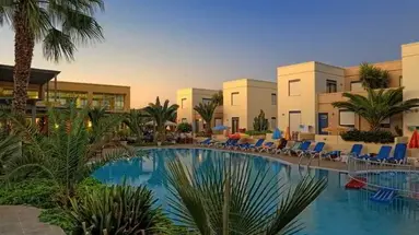 Meropi Hotel & Apartments