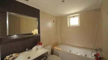 Meropi Hotel & Apartments