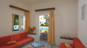 Meropi Hotel & Apartments