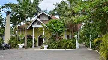 Merrils Beach Resort II