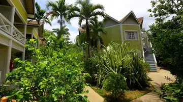 Merrils Beach Resort II