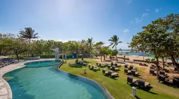MERUSAKA NUSA DUA