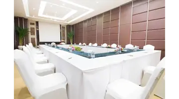 MERUSAKA NUSA DUA