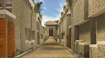 MERUSAKA NUSA DUA