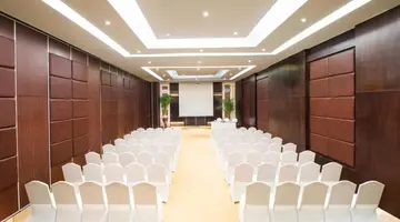 MERUSAKA NUSA DUA