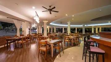 MERUSAKA NUSA DUA