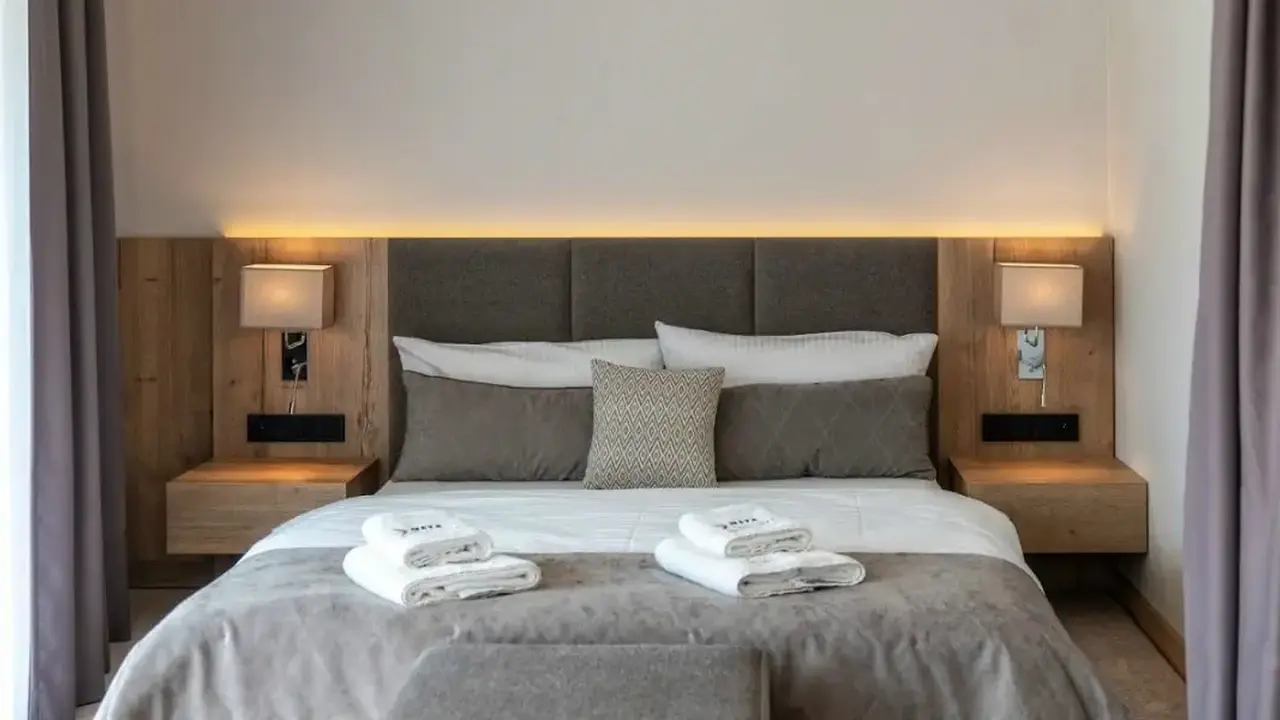 Meta Apartments