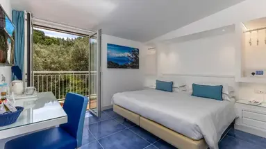 METROPOLE HOTEL