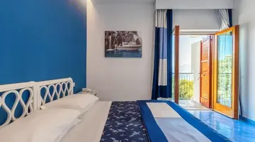 METROPOLE HOTEL