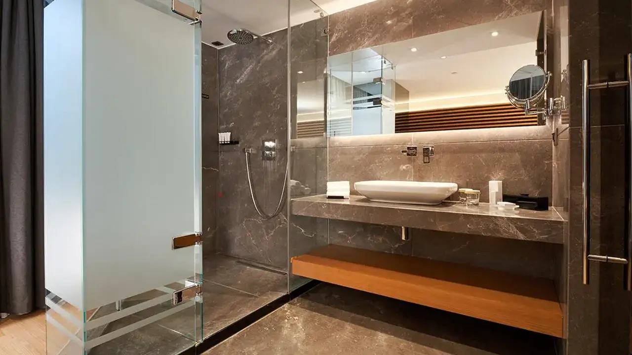 METROPOLITAN HOTELS BOSPHORUS