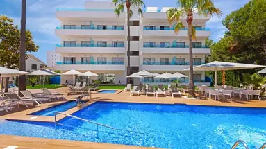 Metropolitan JUKA Playa Aparthotel
