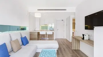 Metropolitan JUKA Playa Aparthotel