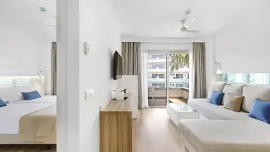 Metropolitan JUKA Playa Aparthotel