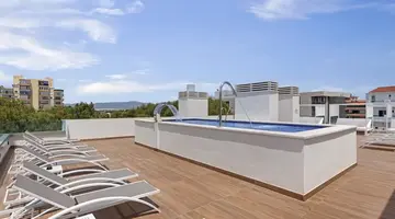 Metropolitan JUKA Playa Aparthotel