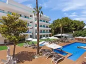 Metropolitan JUKA Playa Aparthotel