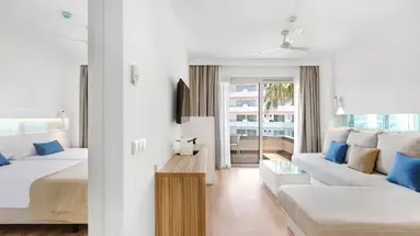 Metropolitan JUKA Playa Aparthotel