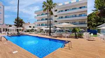 Metropolitan JUKA Playa Aparthotel
