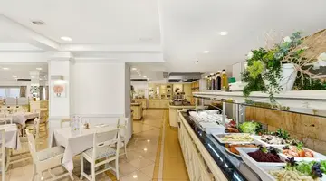 Metropolitan Playa Hotel