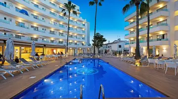 Metropolitan Playa Hotel