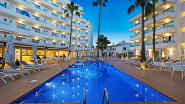 Metropolitan Playa Hotel