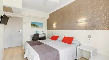 Metropolitan Playa Hotel