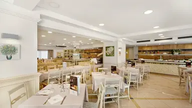 Metropolitan Playa Hotel
