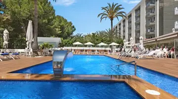 Metropolitan Playa Hotel