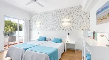 Metropolitan Playa Hotel