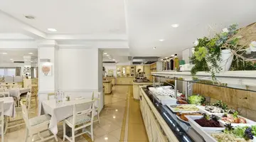 Metropolitan Playa Hotel