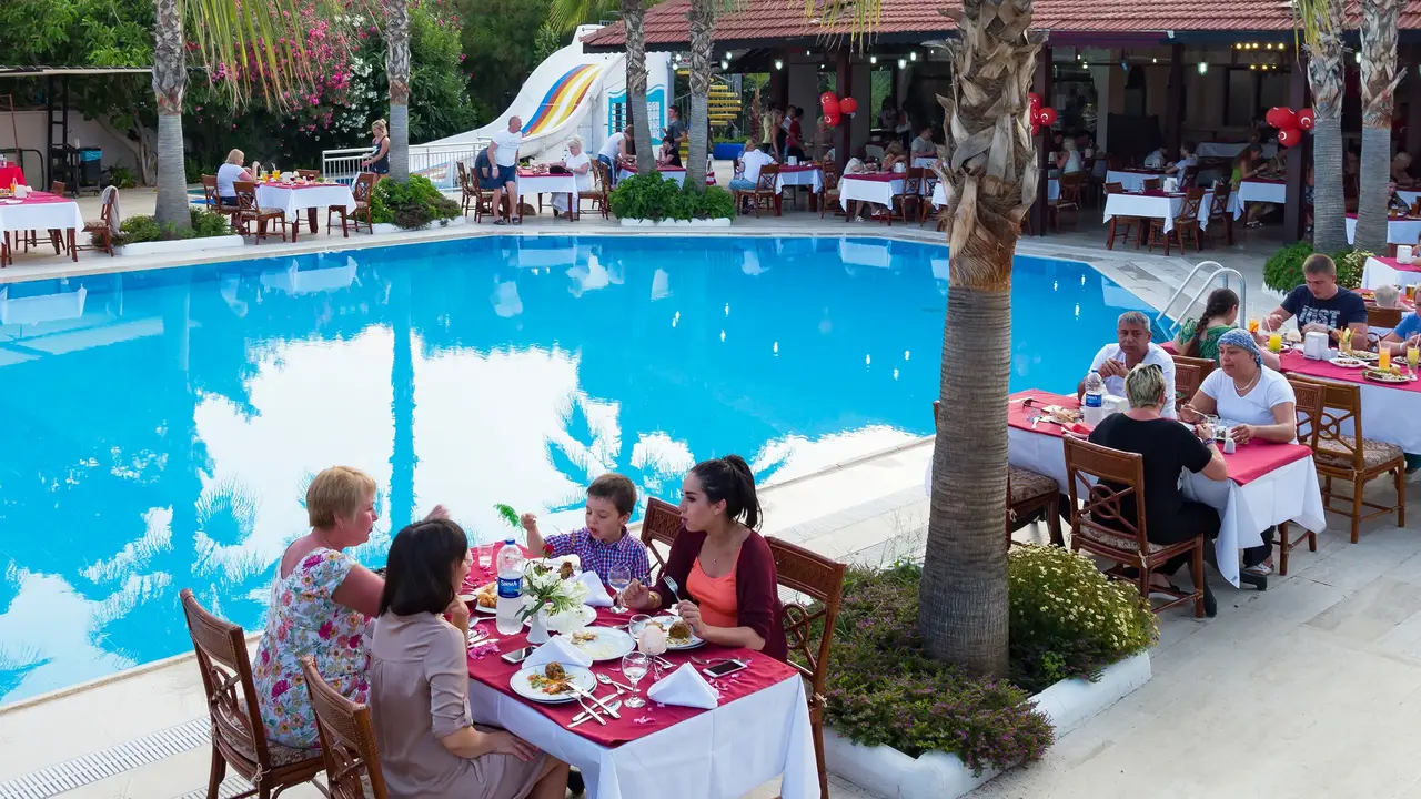 MG CLUB AKMAN BEACH HOTEL